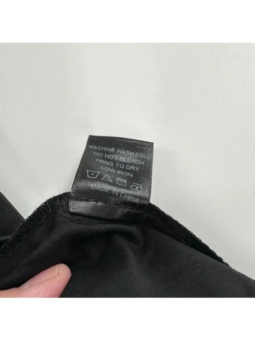 Pomander Place by Tuckernuck Black Shaye Blouse size L NWT Puff Sleeve Pleated